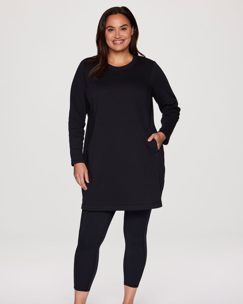 Front of a model wearing a size 3X Plus Prime Fleece Crewneck Dress in Black by RBX Active. | dia_product_style_image_id:316143